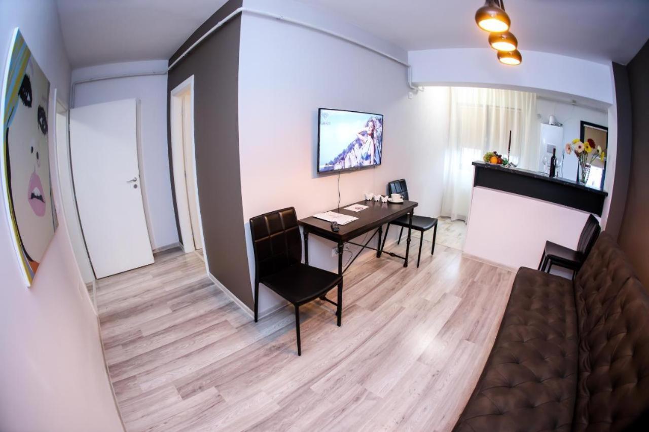 Metropolitan Iassium Apartments ヤシ エクステリア 写真