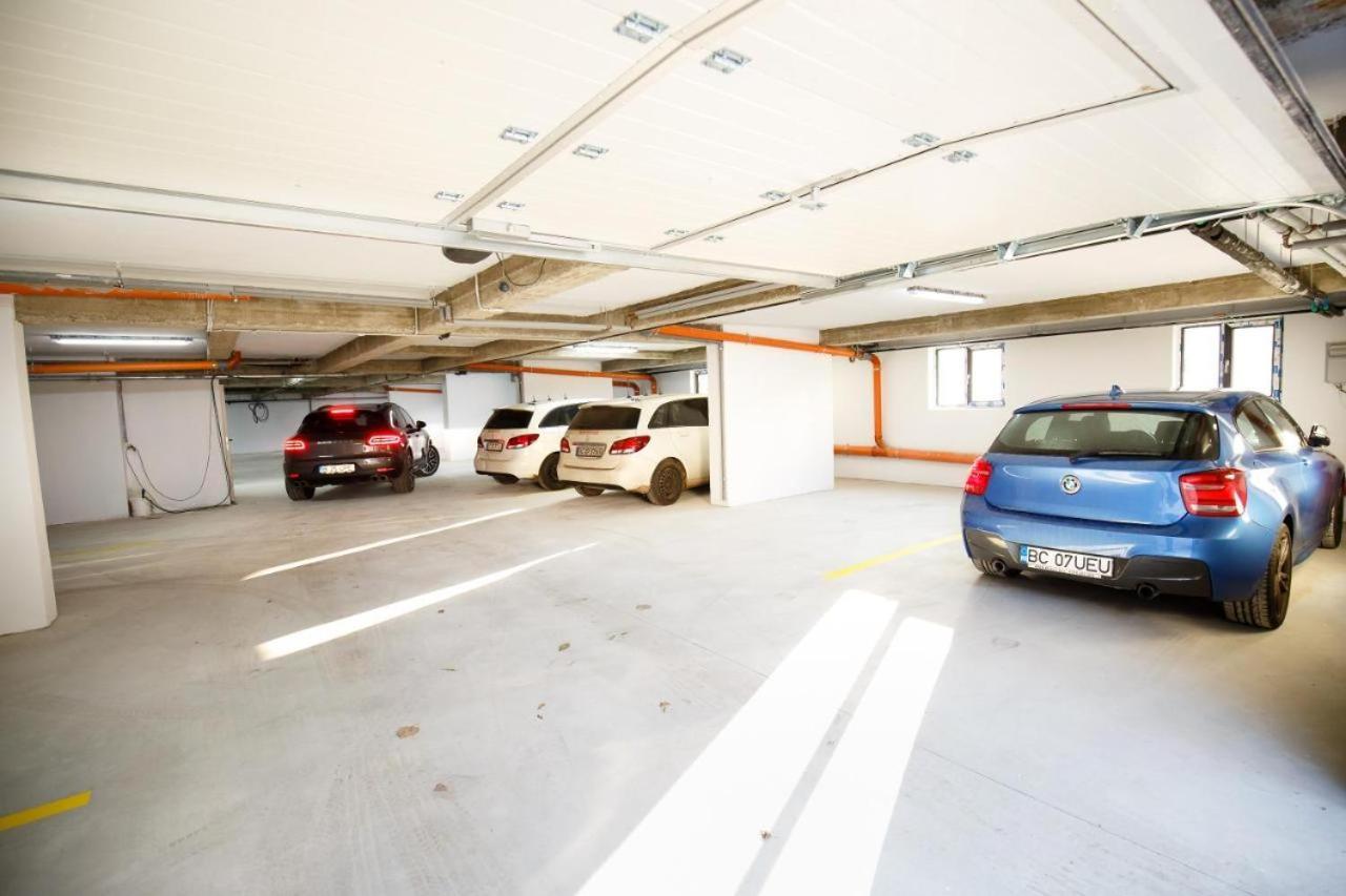 Metropolitan Iassium Apartments ヤシ エクステリア 写真